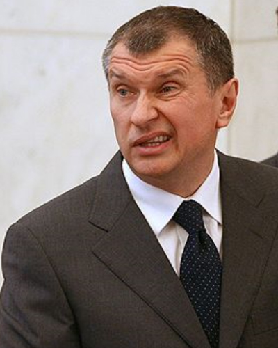 Сечин прибедняется